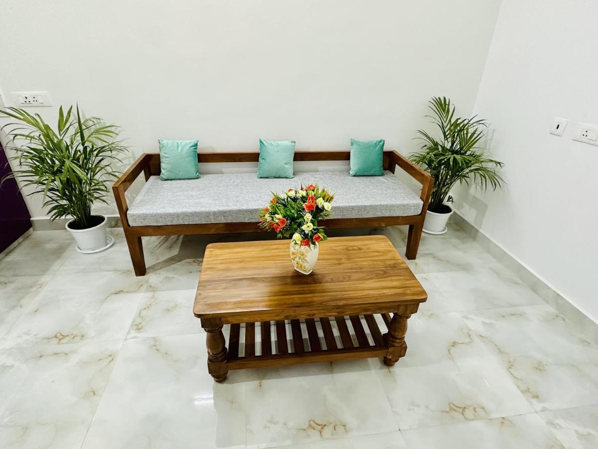 Tirupati Homestay - Shilparamam - Luxury Ac Apartments By Stayflexi - Fast Wifi, Kitchen, Android Tv - Walk To Ps4 Pure Veg Restaurant - Easy Access To Airport, Railway Station And To All Temples Екстер'єр фото